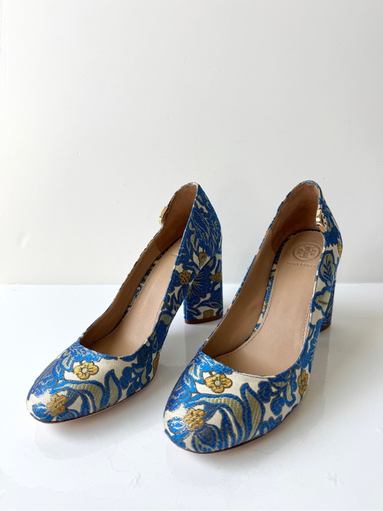 Tory Burch Shoes - Tory Burch Elizabeth Metallic Floral Brocade Block Heel Pumps in Blue Multi Sz 8